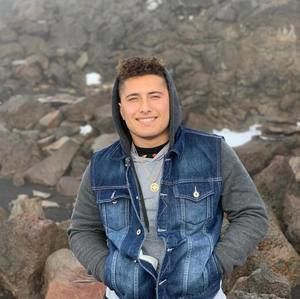 Meet your Posher, Makana